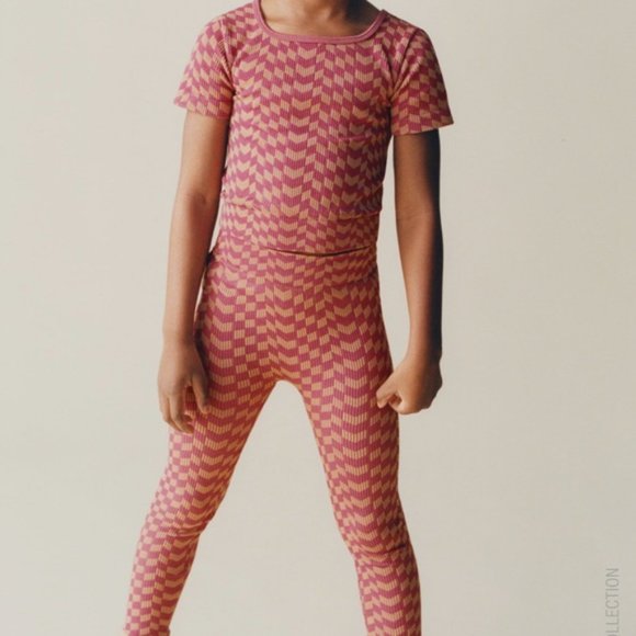 Seamless Checkerboard Rib Top - Picture 4 of 4